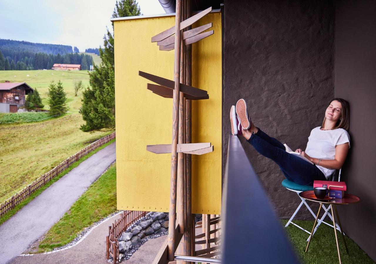 Kuku Hotel *
